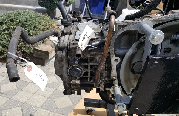 Cylinder head, driver side, view from rear